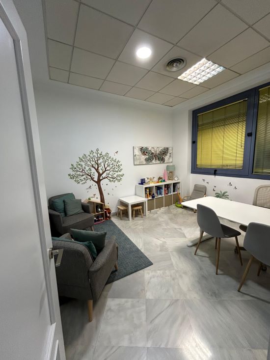 Sala de terapia psicologia infantil y adolescente Mairena del aljarafe