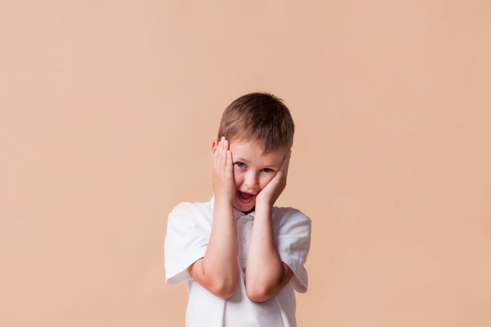 niño pequeño con ansiedad sevilla